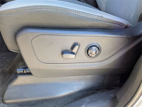 Used 2021 RAM 1500 Big Horn image 14