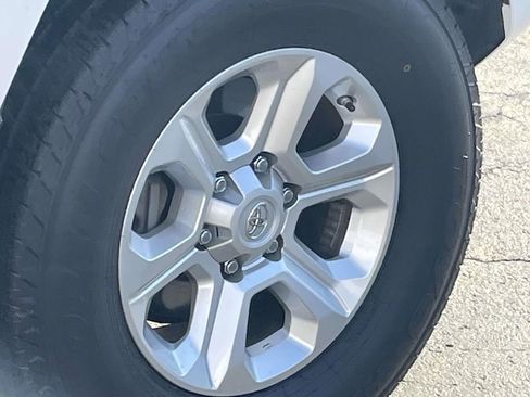 Used 2021 Toyota 4Runner SR5 image 29