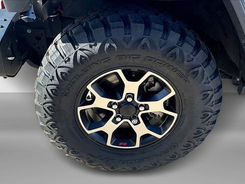 Used 2021 Jeep Wrangler Unlimited Rubicon image 9