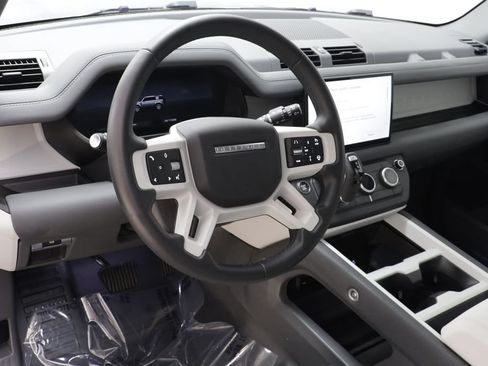 Certified 2025 Land Rover Defender 110 S AWD/4WD image 7