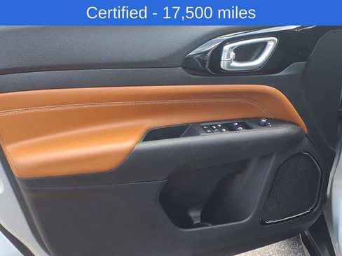 Certified 2024 Jeep Compass Limited AWD/4WD image 8