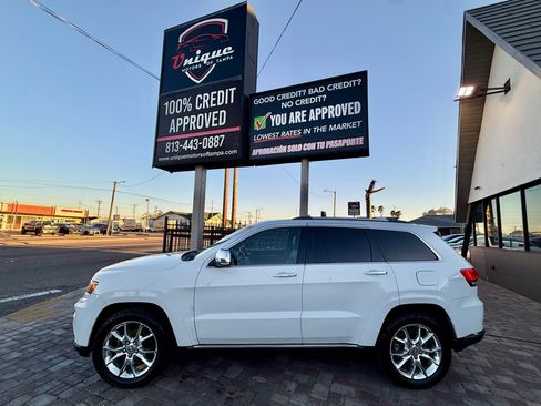 Used 2014 Jeep Grand Cherokee Summit AWD/4WD image 32