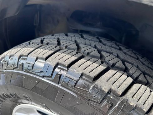 Used 2002 Toyota Sequoia Limited AWD/4WD image 28