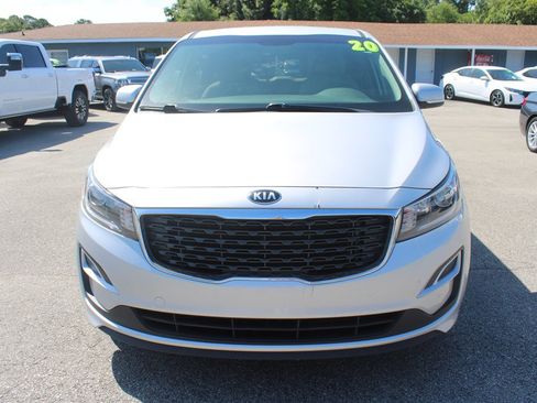 Used 2020 Kia Sedona LX FWD image 4