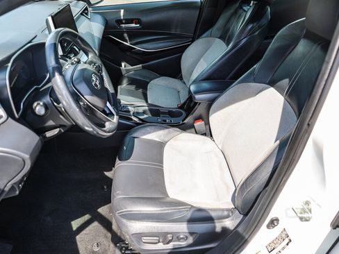 Used 2023 Toyota Corolla XSE FWD image 9