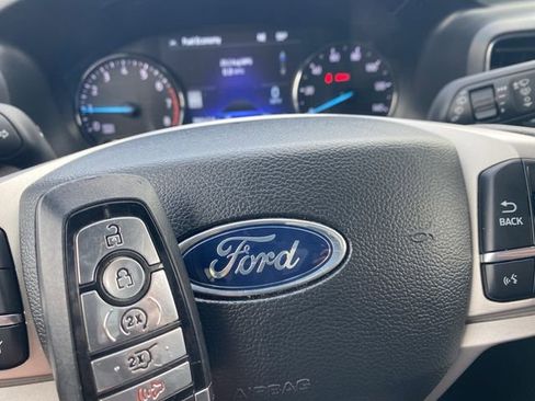 Used 2023 Ford Explorer Limited image 50