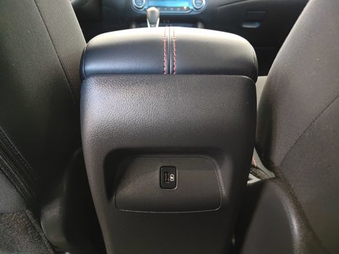 Used 2024 Nissan Sentra SR FWD image 37