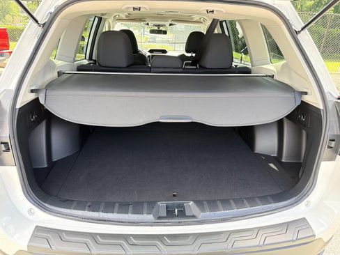 Certified 2023 Subaru Forester Premium AWD/4WD image 19