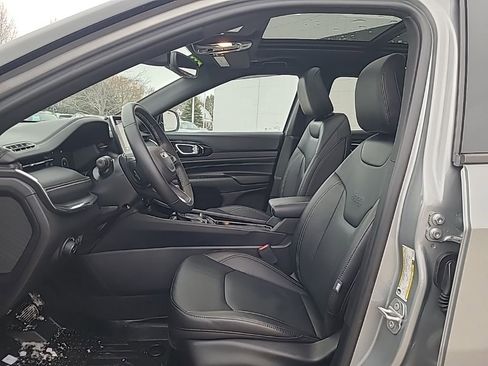 Used 2022 Jeep Compass High Altitude image 9