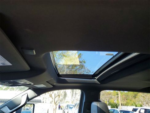 Used 2024 Chevrolet Silverado 3500 High Country w/ Technology Package image 44