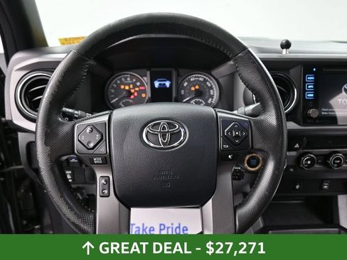 Used 2016 Toyota Tacoma TRD Sport w/ Towing Package AWD/4WD image 31