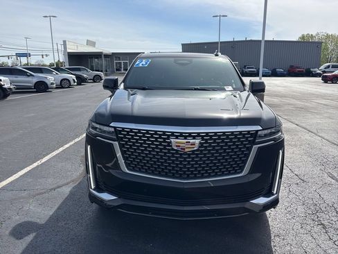 Used 2023 Cadillac Escalade Premium Luxury AWD/4WD image 8