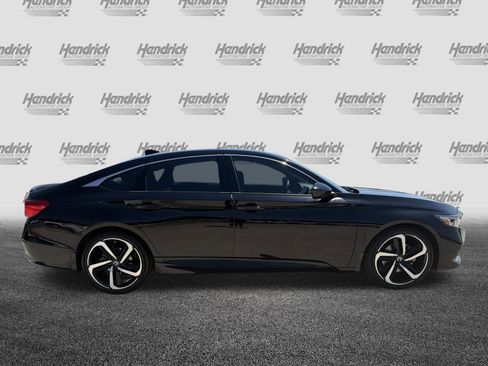 Used 2022 Honda Accord Sport image 10
