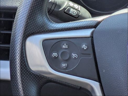 Used 2024 GMC Terrain SLE AWD/4WD image 19