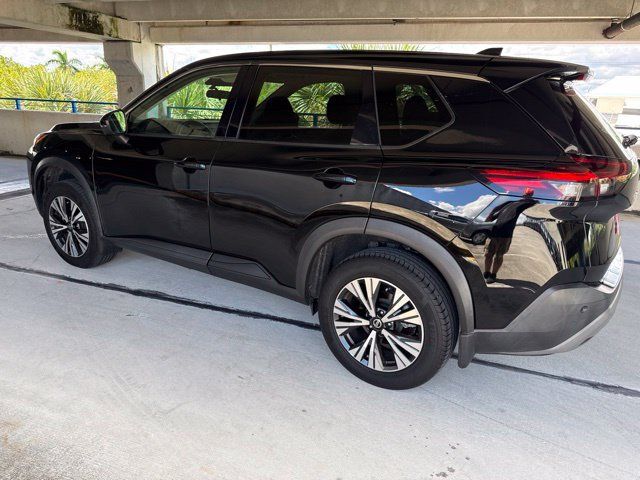 Used 2021 Nissan Rogue SV FWD image 17