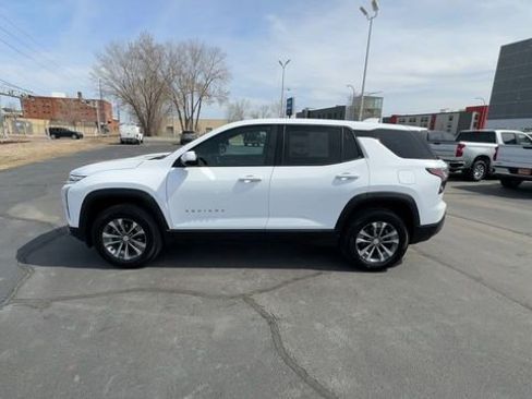 Used 2025 Chevrolet Equinox LT image 5