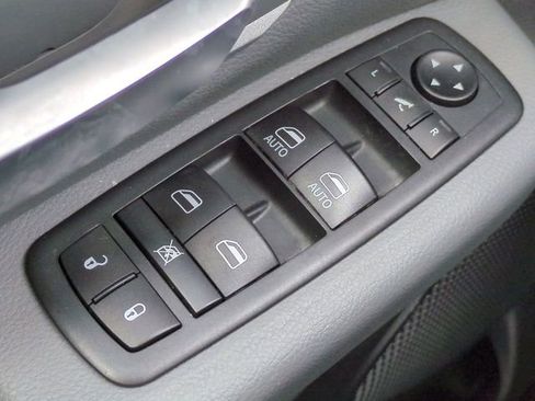 Used 2020 RAM 1500 Big Horn image 23