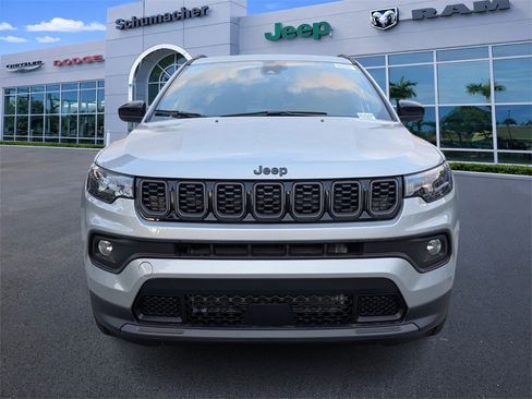 New 2026 Jeep Compass Latitude image 2