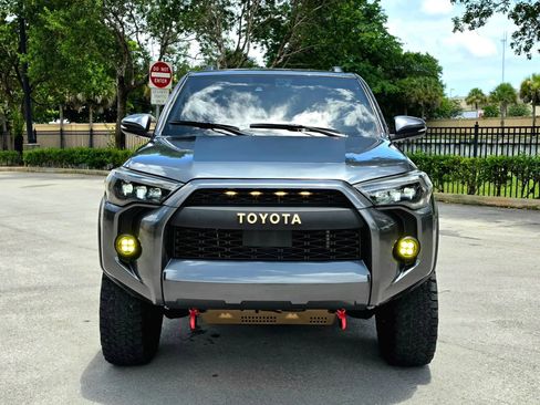 Used 2021 Toyota 4Runner SR5 Premium w/ Moonroof Package AWD/4WD image 2