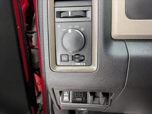 Used 2012 RAM 3500 ST w/ Chrome Appearance Group image 14