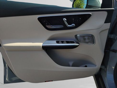 Certified 2026 Mercedes-Benz GLC 300 image 28