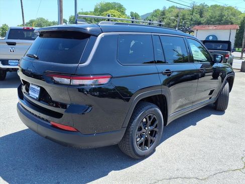 New 2026 Jeep Grand Cherokee L 4WD image 4