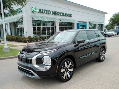 Used 2025 Mitsubishi Outlander SE