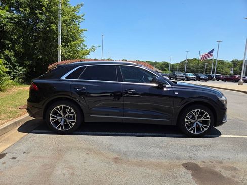 Used 2021 Audi Q8 Premium Plus w/ Premium Plus Package AWD/4WD image 9