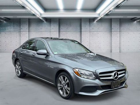 Used 2018 Mercedes-Benz C 300 4MATIC Sedan image 2