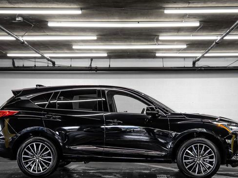 New 2026 Acura RDX SH-AWD w/ Advance Package image 6