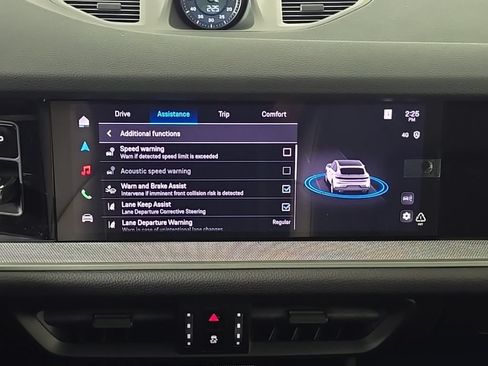 Certified 2025 Porsche Cayenne E-Hybrid Coupe AWD/4WD image 21