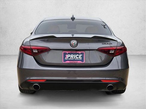 Used 2021 Alfa Romeo Giulia Sprint w/ Nero Edizione image 7