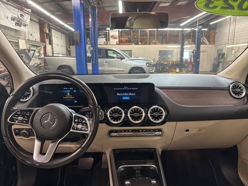 Used 2023 Mercedes-Benz GLA 250 GLA 250 image 12