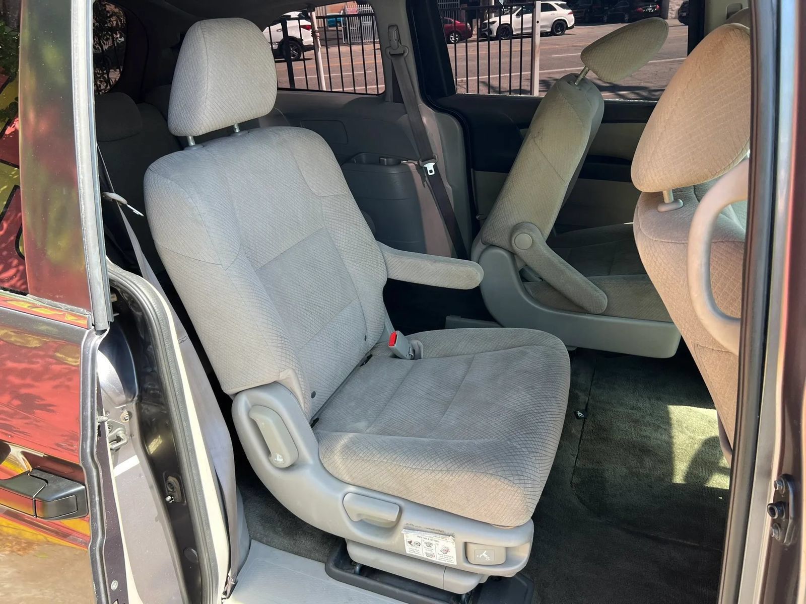 Used 2016 Honda Odyssey LX image 12