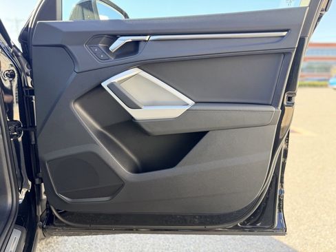 Certified 2024 Audi Q3 2.0T Premium image 24