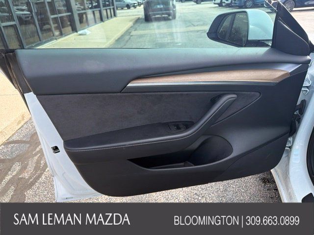 Used 2022 Tesla Model 3 Long Range AWD/4WD image 17