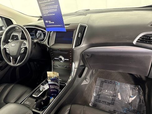 Certified 2019 Ford Edge Titanium image 38