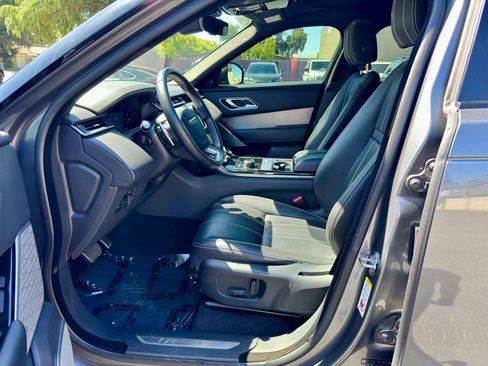 Used 2019 Land Rover Range Rover Velar R-Dynamic SE AWD/4WD image 8