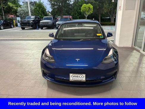 Used 2022 Tesla Model 3 Long Range AWD/4WD image 2