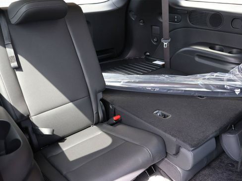 New 2026 Hyundai Palisade SEL Premium FWD image 16