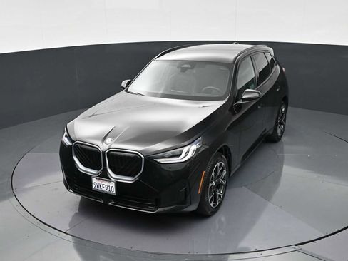 Used 2026 BMW X3 xDrive30 w/ M Sport Package AWD/4WD image 17