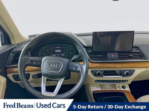 Used 2023 Audi Q5 2.0T Premium w/ Convenience Package image 23