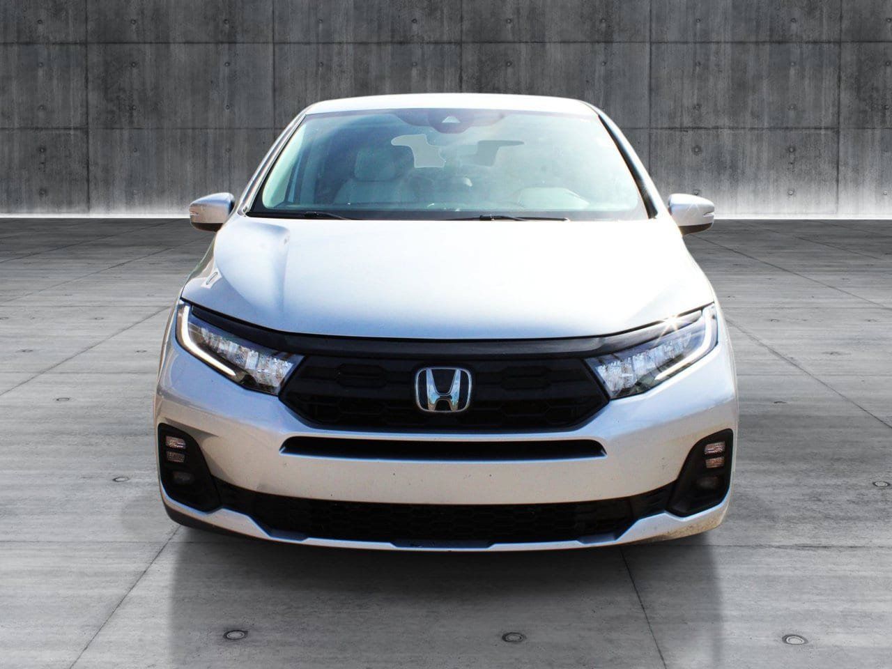 Used 2025 Honda Odyssey EX-L image 10