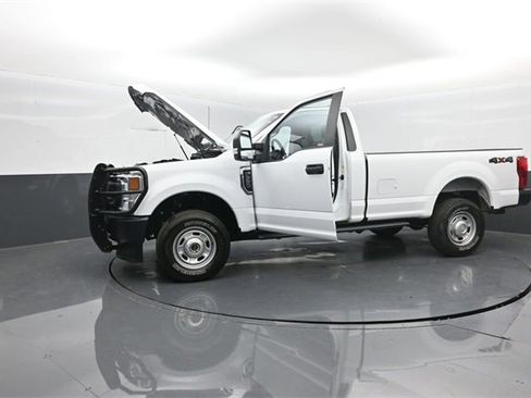 Used 2022 Ford F350 XL w/ Power Equipment Group image 33