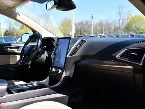 Used 2022 Ford Edge SEL w/ Convenience Package AWD/4WD image 14