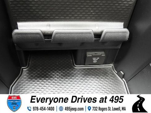Used 2024 RAM 1500 Limited AWD/4WD image 40