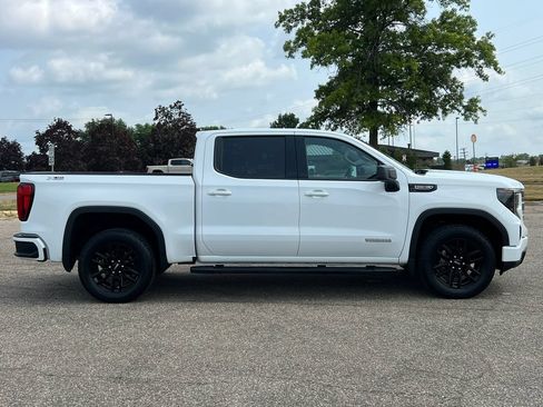 Used 2024 GMC Sierra 1500 Elevation w/ X31 Off-Road Package AWD/4WD image 46