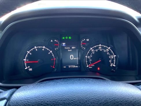 Used 2022 Toyota 4Runner SR5 RWD image 25