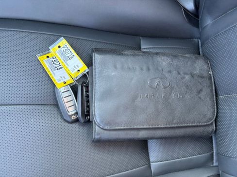 Certified 2022 INFINITI Q60 Red Sport 400 w/ Carbon Fiber Package image 22