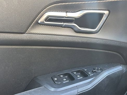 Used 2023 Kia Sportage LX image 17